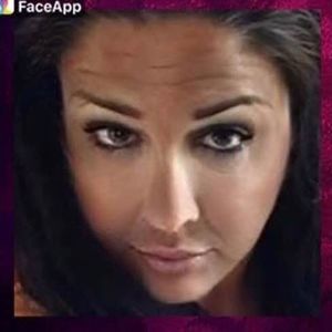 Meet your Posher, Sandy